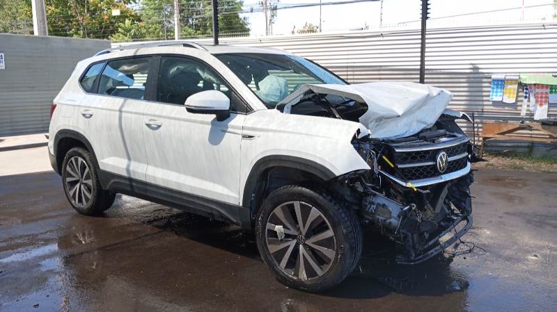 Volkswagen TAOS TSI 1.4 AT
