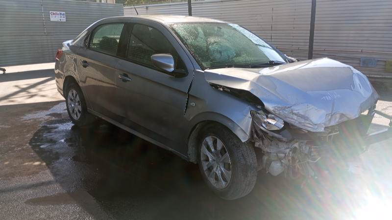 Peugeot 301 VTI 1.6