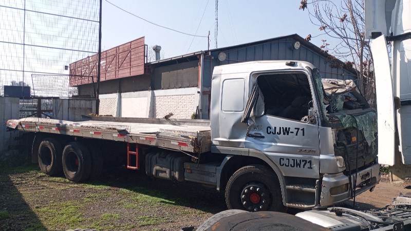 MERCEDES BENZ ATEGO 2425 54