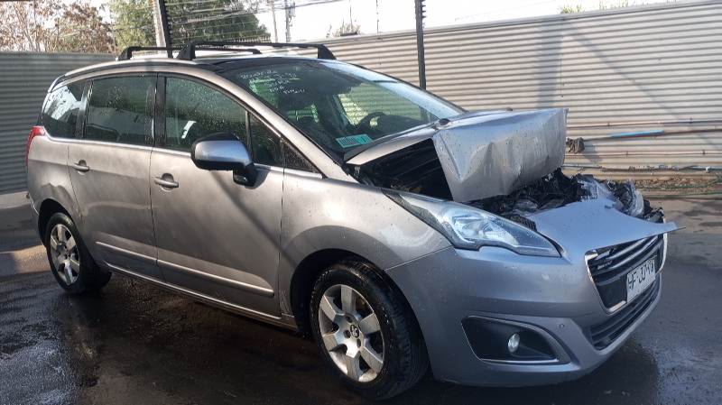 Peugeot 5008 ALLURE E HDI 1.6 AUT 2015, patente HFJJ93